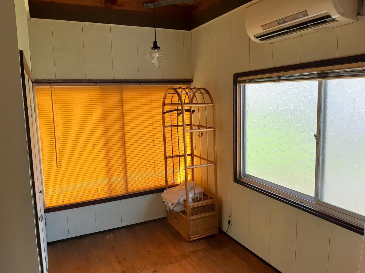 Guesthouse Kume Imabari Railway Station Buitenkant foto